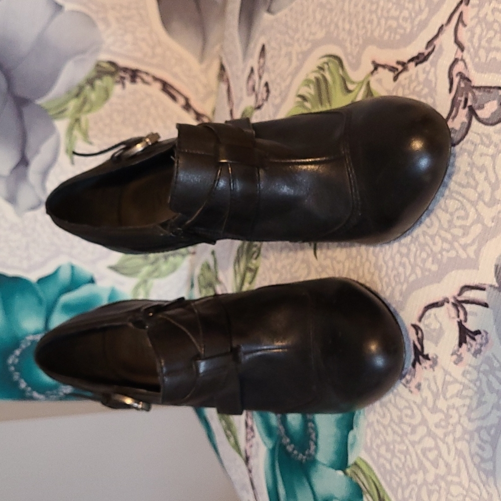 I.N.C. black leather booties